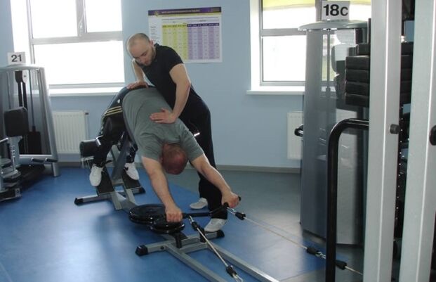 Media Lichamelijke opvoeding voor osteochondrose van de lumbale